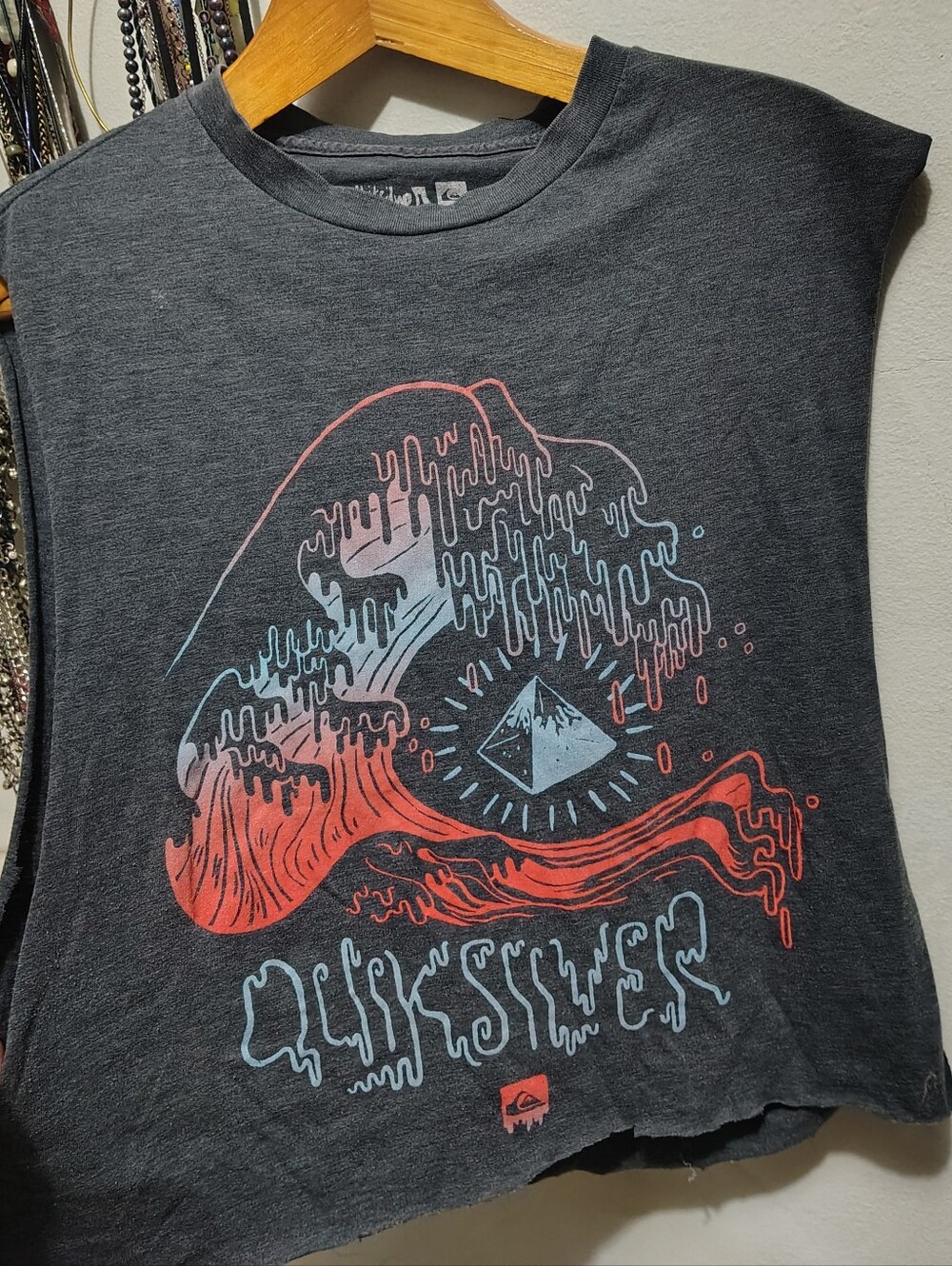 Medium - cool cropped tank "quicksilver"